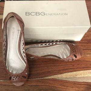 BCBGeneration brown open-toed flats